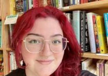 Headshot of Yasmine Gomez